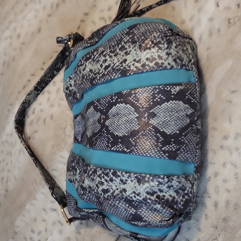 AIMEE KESTENBERG  💕BAG  PEBBLED🎀 LEATHER WITH SUEDE STRIPED 🎁 BRAND NEW
